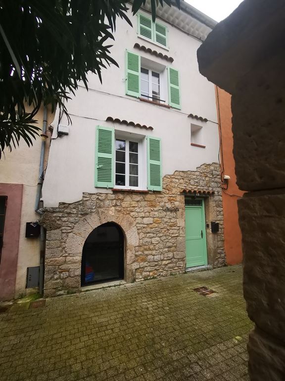 Maison de village LORGUES (83510) AGENCE BARET